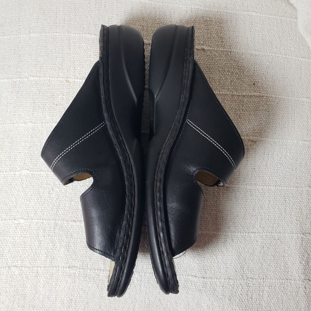 Black Leather Finn Comfort Slide Sandals - Picture 2 of 6